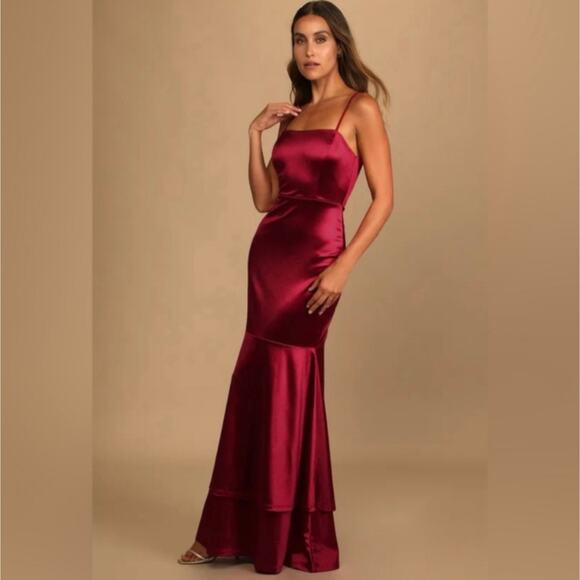Contemporary Romance Red Satin Mermaid Dress - Picture 1 of 9